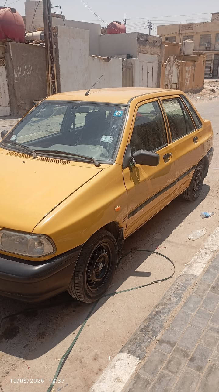 السلام عليكم سياره سا***********يبه للبيع سعر سعر 26 جير وماكينه جاهزات تبريد لي كبير بكربلاء حي الغ
