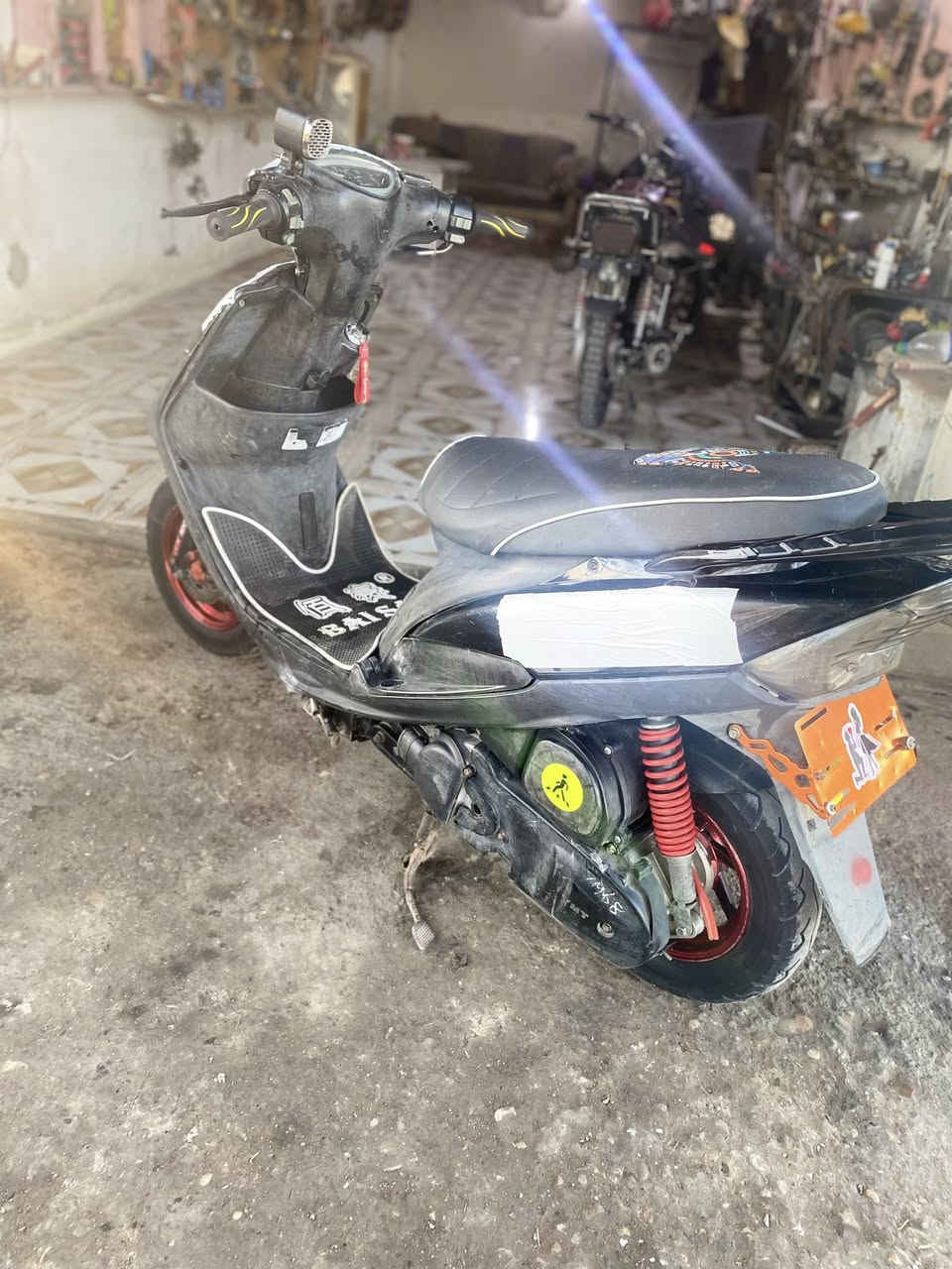 سلام عليكم ماكس عدلة رمبةختم واحد عدة بس لكفر لكدام مبدل مكينةبرغي ممفتوح بيهة شلعة معدل نكرة سلف بكل وقت عليها ويالة رياضي كلج امامي رياضي صالنصة قطرة قبق فلاوين واقية رقم سعرها ٦٥٠وبيهامجال مكاني ديالى خالص هبهب ***********
