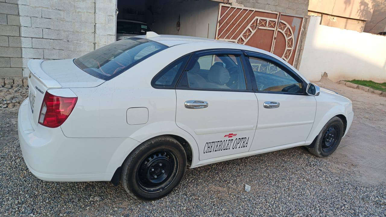 اوبترا موديل 10 بغداد مشروع وطني جدا نظيفة صبغ جاملغ امامي جهت السايق فقط السعر85 وبيهة مجال 
***********
