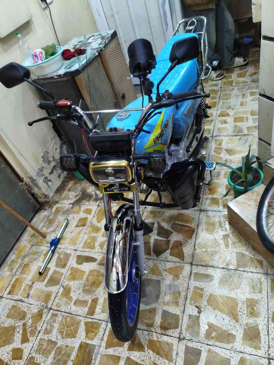 سلام عليكم دراجه ايراني سونك للبيع موديل 26 بشهر 1 طالع من المعرض يعني الدراجه زيرو ماشيه الف دراجه مكفوله كفاله عامه تجي وشوف بعينك احله من الصور السعر 750 الف الموشراي عليك الحسين لتعبني لن الدراجه جديده بس صار عندي ضرف وراح ابيعع
عنواني بغداد الحريه ***********
***********
