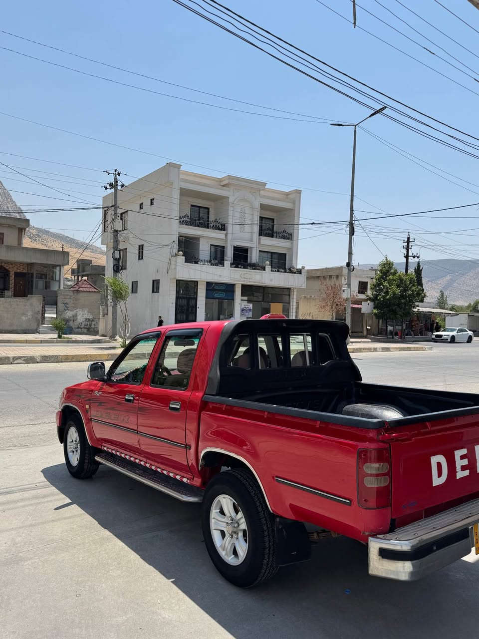 پیکاب دێر مۆدێل ٢٠١٠ 
ڕەقەم و سەنەوی نوێ تا ٢٠٣١ 
مەکینە گێڕ ئەکسل بەشەرت 
چوارتایە نوێ 
نرخ ___٧١ وەرەقە 
***********
*********** سوران, أربيل
