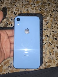 آيفون XR • ١٢٨ • بطارية ٧٦٪