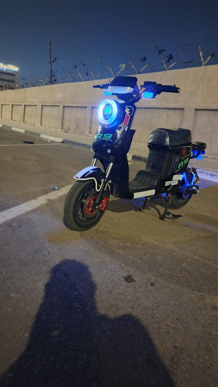 سلام عليكم دراجه r9
 موديل 26 بطاريات حجم 32 كفاله عامه.رايده مرواس فقط رقمي ***********
