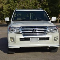 لاندكروز GXR • محدث ٢٠١٥ • بدون حادث