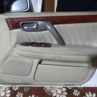 طقم كامل • غطاء مقاعد جلدي • ٤وسائد