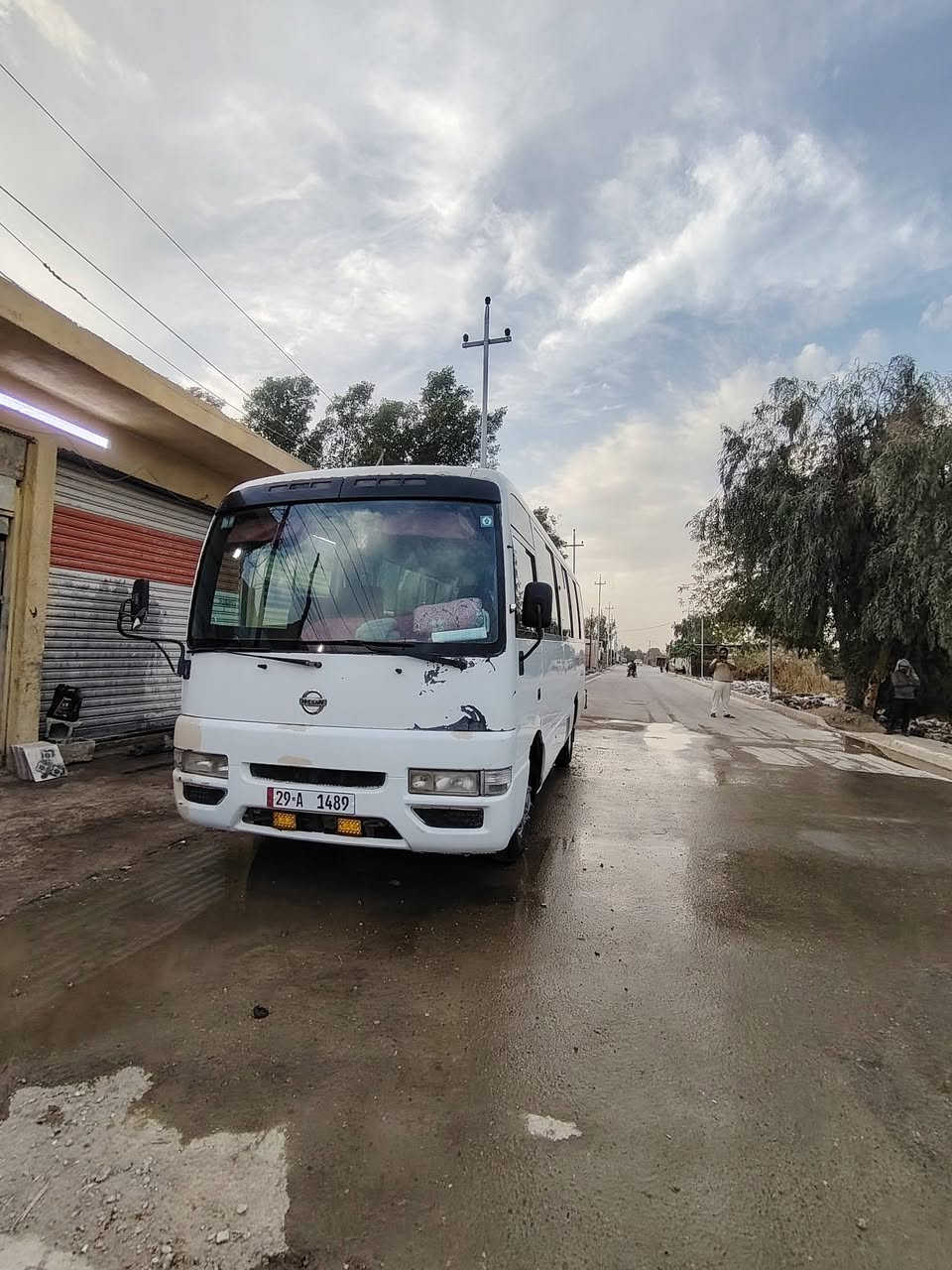 سلام عليكم كوستر نيسان مكينه وكير 4000 مسكر سوبر رقم انكليزي تايرات جديد سياره مال جناين لا صرف ولا تبخير سعر 120 وبيها مجال قليل مكان بغداد جسر ديلى القديم هاتف ***********
