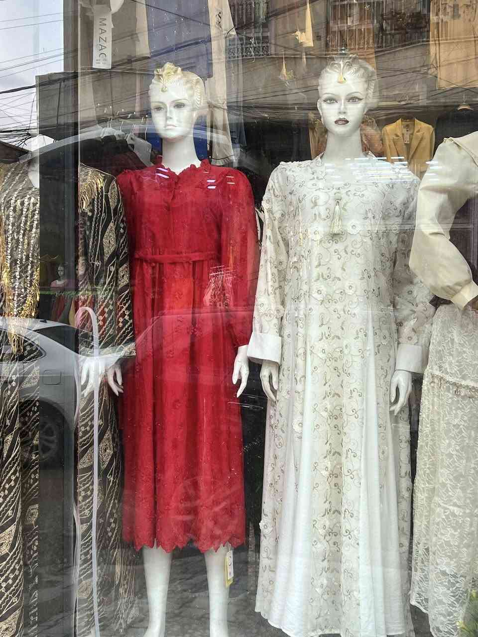 سلام عليكم ملكانات للبيع العد ٨ ابيع شلع  او كم قطعه مو مشكله النظافه واضحه امامكم. مكاني المحاويل.  وموجود توصيل للاستفسار الاتصال او واتساب ***********
