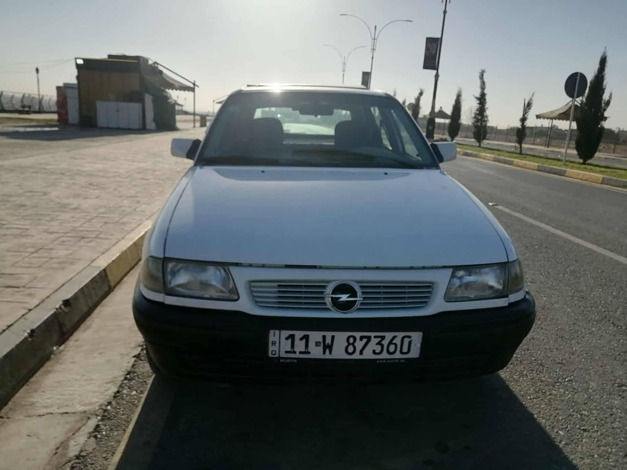 السلام عليكم اوبل استر حجم ١٦٠٠ امصلحة دوسات و دواير
صبغها احزام جمالية فقط محرك وصدر وتايرات جدد كهربائيات كلها شغالة سيارة نظيفة وجاهزة
السعر ٤٥ وبيها مجال للشراي غير متواجد عالفيس الاتصال على الرقم ***********
