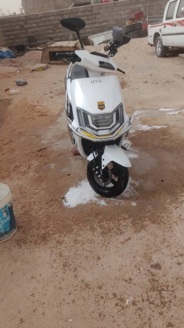 سلام عليكم من رخصت مدير الكروب دراجة شحن البيع ملف 2500 باتري6 32 ..دراجة كلش حلوه سعرها 850 وبيها مجال شراي تعال خاص بصره زبير رقم الهاتف***********
