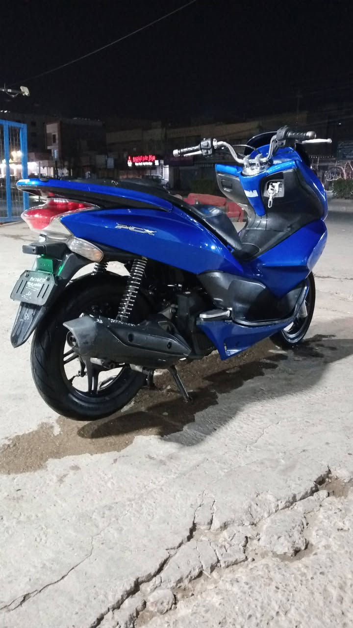 الجيل الاول ياباني JF
دراجه نواقصه بسيطه 
كفرات نضافه٦٠/١٠٠
بيه مكينه تخبل وترايك وين ميعجبك شلعه معدل شرط تحطهن كلهن شرط محرك اخرس صوته مسمعه
ستاند حساس كهرباء 
حساس ازدحام 
دراجه حلوه مال جنايه عوزه ترتيب كفرات مخربطه
مكانه الدوره ابو دشير 
السعر مليون و50 بيه مجال 
***********
