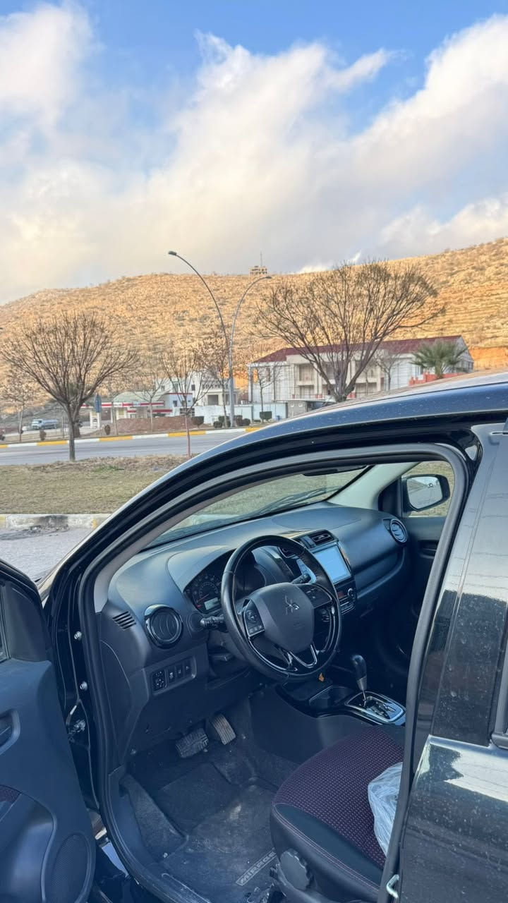 عربي <<>> كردي
- موسيبوشي - ميراج
- الموديل السيارة : 2023
- الماشية السيارة : 48.000 
- رقم سنوي جديد تحويل وكالة بشرط

- السيارة گير محرك بشرط
- بدون اي نواقص و بدون مصرف

- السيارة بدون صبخ بدون ضرر بدون حادث
- بدون دواخل و بدون ايرباك سيارة بشرط

- مكان : دهوك
- الهاتف : 0750.894.30.49

………..
كردي >>>> 

موسيبوشي ميراج موديل 2023 
رقم دهوك رقم سنوي جديدن
سيارة بئ صبخ و بئ دعم بئ ضرر
گير مكينه بشه رتن بئ صرف بي نفخ بي ده نگ
سياره بشه رته خر تشت ناقصي تئدا نينه
سياره يا ماله نه يا معرزا يه بئ مصرفه

جهئ سياري / دهوك
تله فون : 0750.894.30.49
