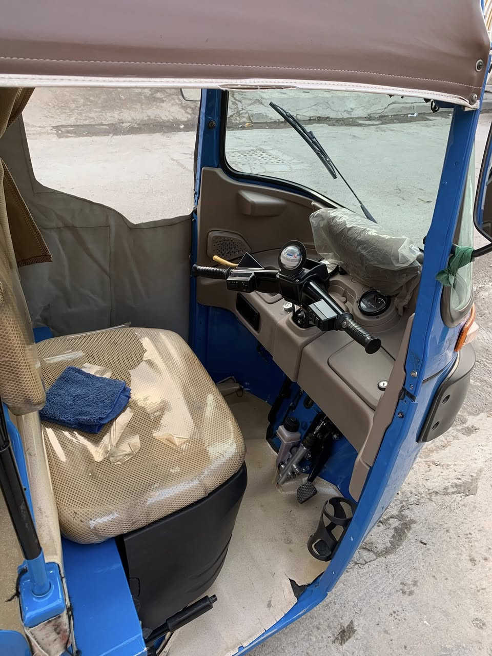 سلام عليكم تكتك البيع موديل (٢٠٢٣) تكتك ما مرقم تكتك زيرو خير من الله ما بيها شي بس هاي طكه يم بانزين وباقي مكفوول سعر ١٣مليون شراي يخابر وما يعجبه منشور هم لا يخابر ***********
