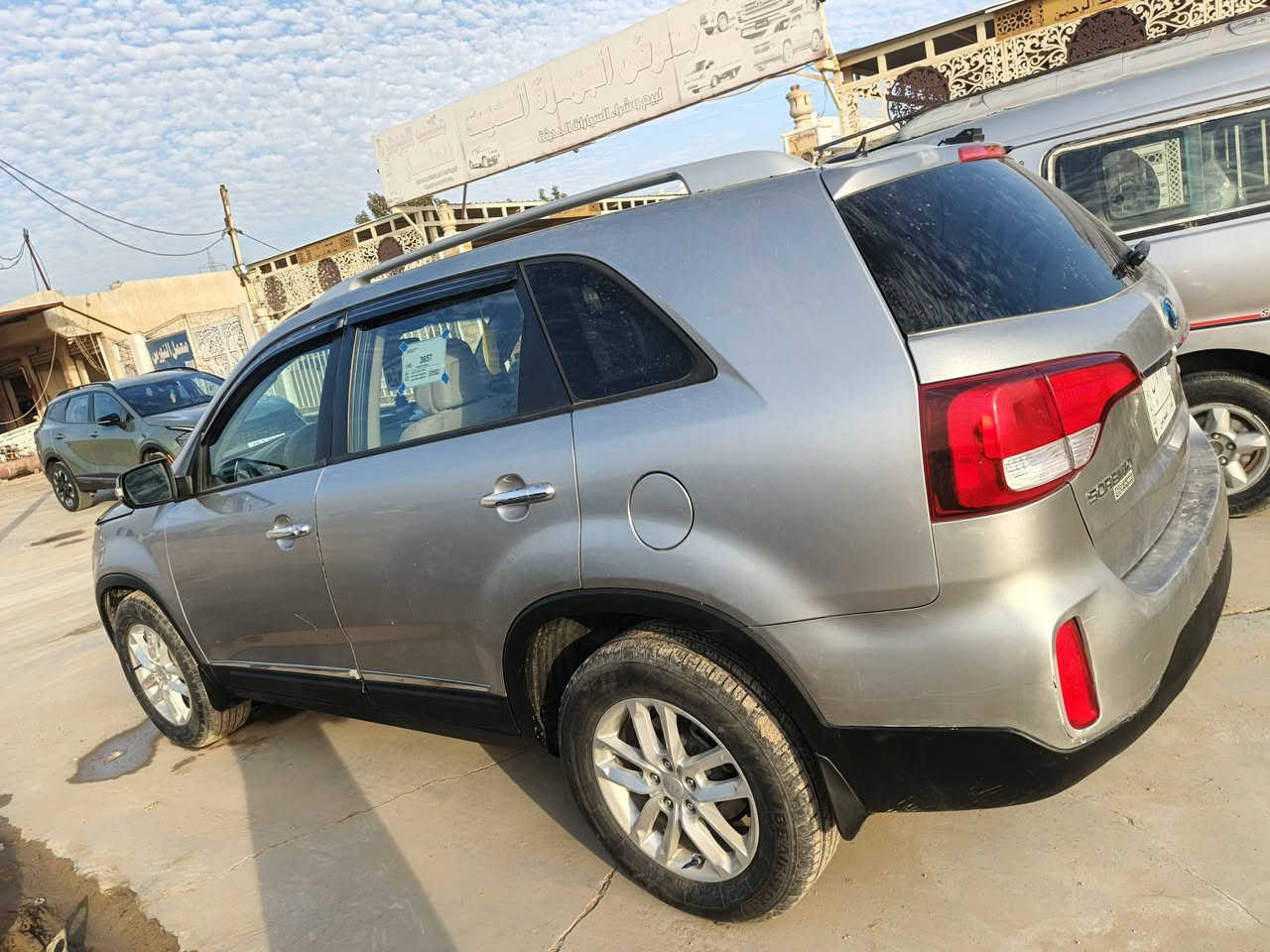 كيا سورنتو موديل 2015 سيارة حلوه سعر140وبيه مجال مكينه4رقم الهاتف ***********
