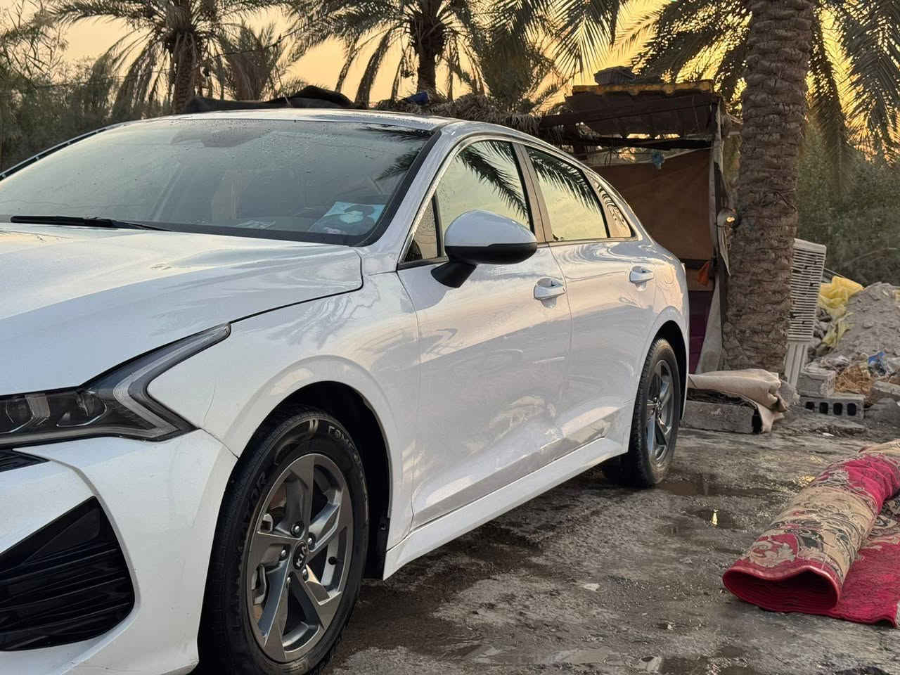 السلام عليكم كي فايف للبيع قطعتين -مكينه 1600 رقم بغداد السعر 130$ بيها مجال للشراي
***********
