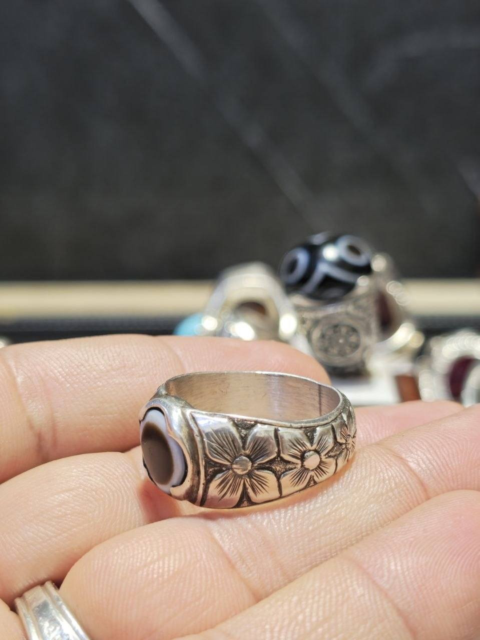 للأمانة قطعة تحفة بس مجهولة المصدر والصياغة شوفة عينك نظافة وابداع .. تيكتوكawa._95


**إذا كنت صاحب هذا الإعلان وتريد حذفه لأي سبب، رجاءا أرسل رسالة إلى الدعم الفني**