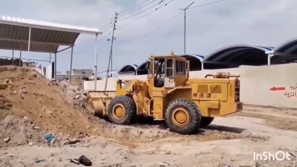 السلام عليكم شفل حجم ٨٠ زت مديل ٨٢
شفل كله عل بلاد جاهز من كل شي 
كهربائيات كلهه شقالهه مابيهن اي نقص
رقم بصره رقم انكليزي بسمي سنويه ٣١
العنوان بصره زبير
الهاتف (***********) (***********)
