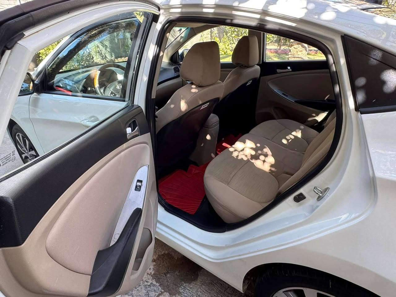 سلام عليكم اكسنت موديل 2016 فول مواصفات فتحه تحكمات أشاير بلمري محرك 
1600 كير محرك كفاله رقم بغداد دولي تحويل مباشر سنويه ماصاقطه اخوان الله يشهد السياره كلش نظيفه :السونار ويه المنشور العنوان كربلاء الحسينيه رقم موبايل ***********السعر 104 وبيه مجال حك الجيه واني خادم
