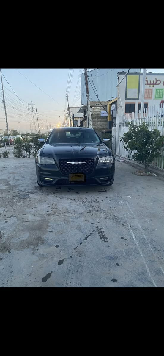 سلام عليكم اوباما للبيع فور ويل موديل 18 حادثه سرقه دعاميه وبكلايت وراجعات نفسهن ماشيه90 الف كيلو سياره نضيفه رقمه بغداد سعر 240 الرقم***********
