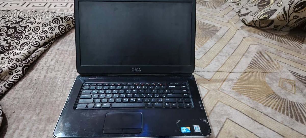 لابتوت DeLL
للبيع مستخدمه

سعره ب١٥٠ وبيه مجال
للأستفسار
***********
