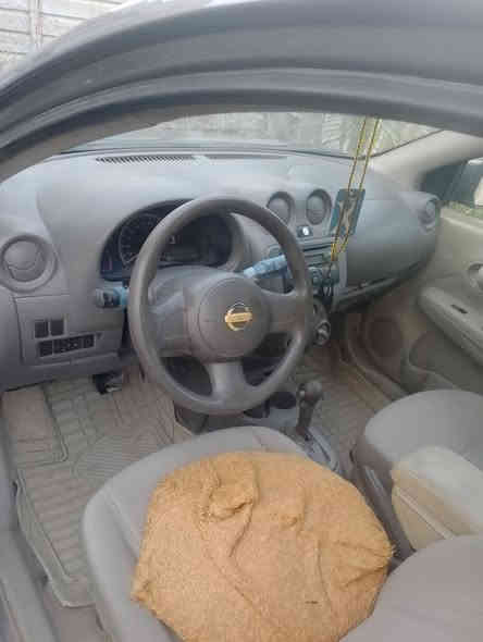 سني هندي 2014 بيه قطعتين  صبغ جاملغ خلفي وجاملغ امامي بدون دواخل الباب الوره بيه دواخل ماشيه 214 الف مكان حله بسم ولد صاحبي تريد تحويل تريد وكاله السعر 80 بيع فقط كير مكينه تبريد بلادي برغي مامفتوح بيه ***********
