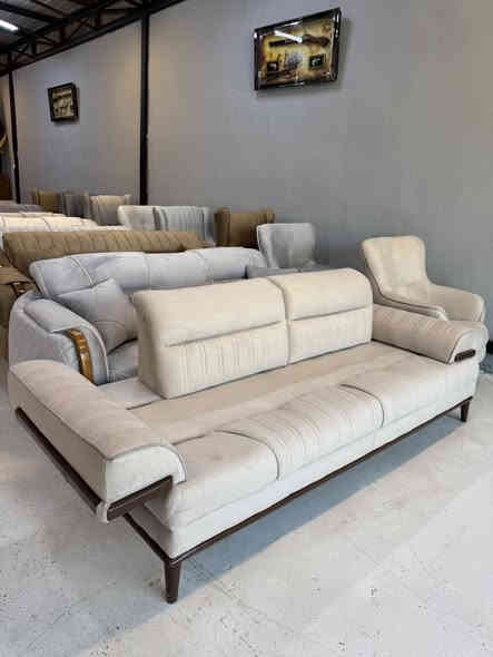 اي شي يعجبكم حجزو ع الواتساب ***********
