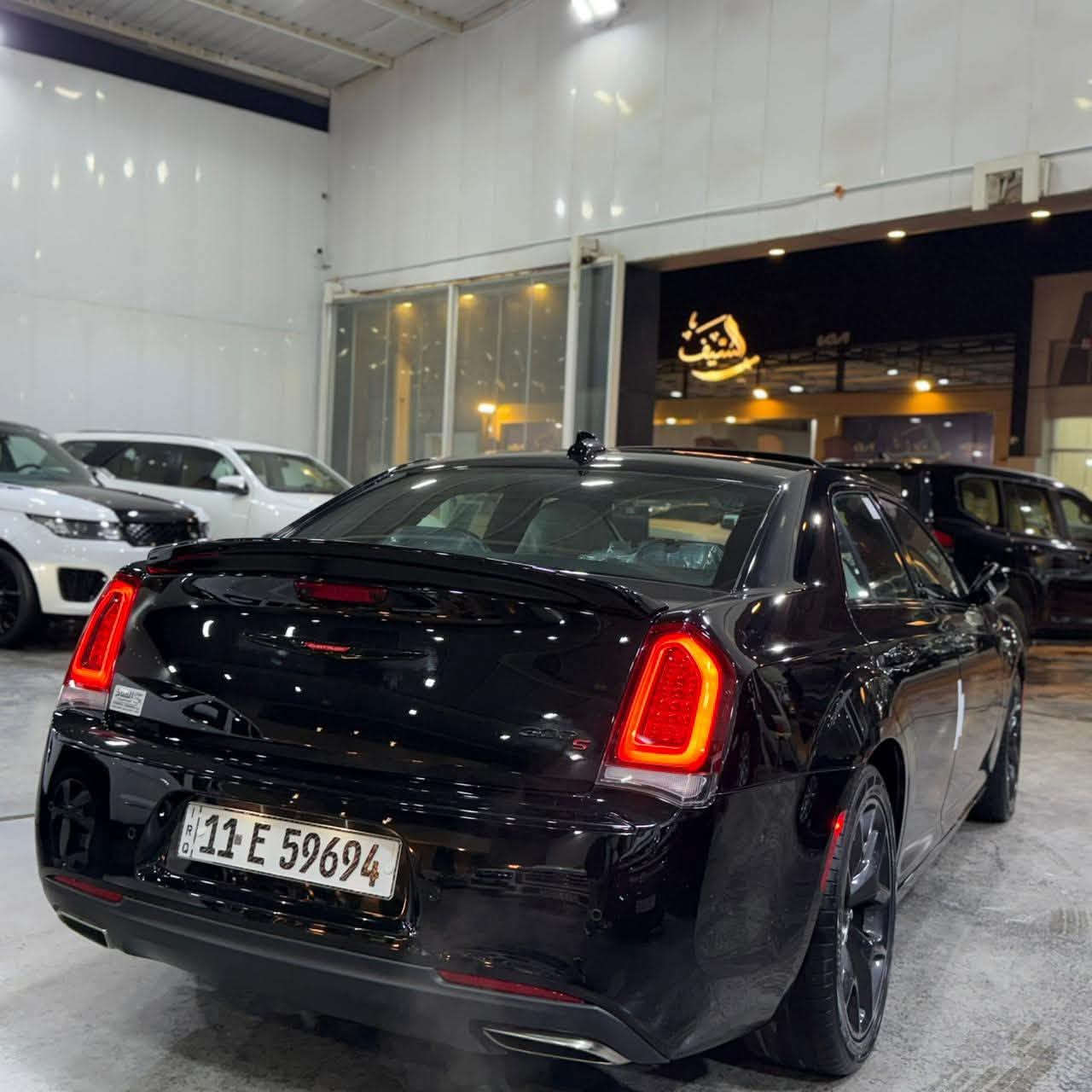 اوباما كرايسلر  (C300) 
الموديل 2022 
الفئه S 
اللون اسود 
فوووول السياره ماعدى الرادار الأمامي 
فتحه بل سقف 
إشارات بل مري 
تحكمات كامله بل ستيرن
المسافة المقطوعه 60 Mi
حجم المحرك 3600
السياره كلين تايتل (وارد امريكي )
تشغيل عن بعد 
كشنات جلد اسود مع تحكم كهرباء
حساس خلفي
شاشه كبيره مع نظام ال GPS
تبريد قطعتين + بصمة أبواب
دماام خلفي 
(السيارة اجدد من الصور )
مكان السياره بغداد الكرادة
***********
