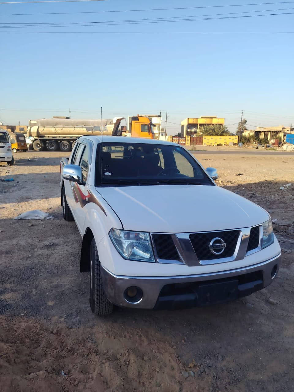 نيفارا موديل ٢٠١٢ رقم بغداد دولي بأسمي بيها صبغ بنهايه البدي والجاملغ الأيمن بدون فتح محرك جيد جداً تخم تاير تبر ديد تدفئه كهربائيات شغاله السنويه ٣٠ المكان الصويره السعر ١١٠ مجال قليل ***********....***********
