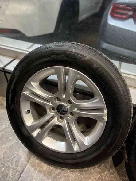 ويل +تاير جديد  السعر 250$
العنوان دهوك 
***********
***********
