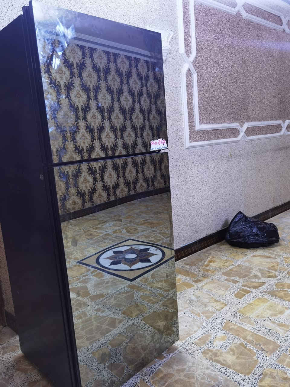 السلام عليكم
ثلاجة باب جام تصميم راقي صناعة مصرية نضيفة رايدها قفل 180 مكاني بغداد الحبيبية رقمي *********** واتساب ***********
