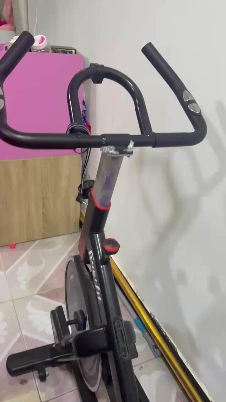 عندي باسكل رياضة السعر 150وبي مجال


**إذا كنت صاحب هذا الإعلان وتريد حذفه لأي سبب، رجاءا أرسل رسالة إلى الدعم الفني**