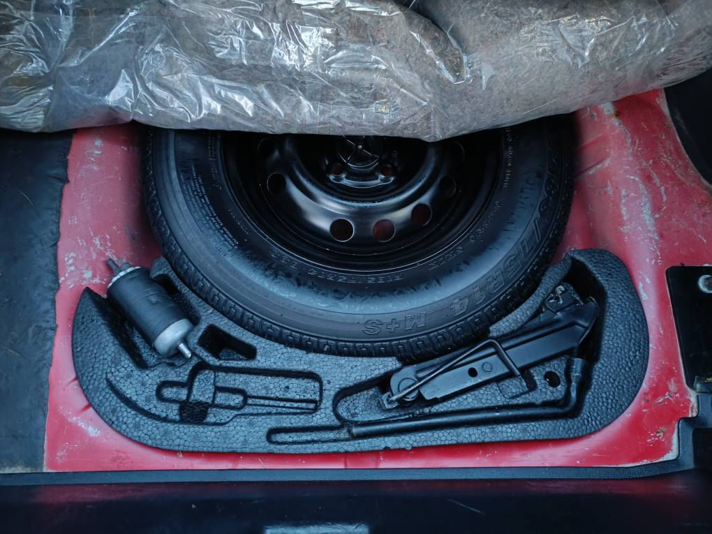 السلام عليكم اخواني أوبل للبيع موديل 1990 سياره جاهز من كل نواحي سياره بدون صبغ بدون ضربة كلشي على وضع شركة سياره احلى من الصور ه حجم محرك 20 دفتر بنزين موجود كير عادي رقم كركوك سياره بسمي شرط تحويل سنويا مشروع وطني لحد 2028وسعر 45 وبي مجال *********** مكان كركوك كركوك, العراق
