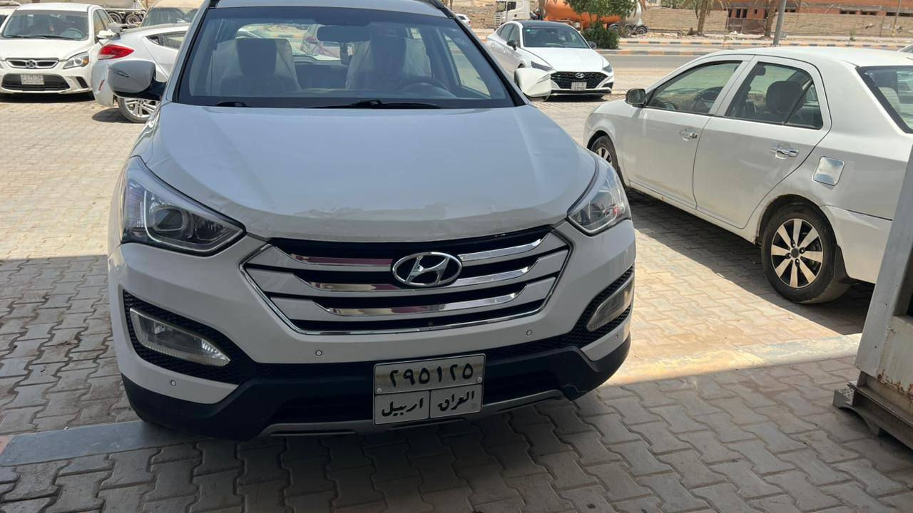 سلام عليكم سنتافي موديل ٢٠١٣ خليج محرك اربعه سلندر مواصفات سيارة اسبعه راكب ثلث  قطع تبريد حساس خلفي سياره مراي شفط سياره جاهزه من كلشي رقم رابيل سياره بدون حادث فقط بارد وسونار مرافق منشور سعر ١٣٢ وبيه مجال قليل ***********
