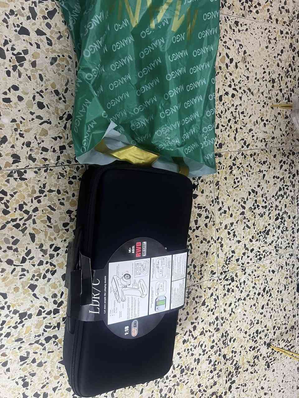 السعر ٨٥ الف معروفة المواصفات نظام جيرو هيكل السيارت من المعدن الحديد شامل التوصيل


**إذا كنت صاحب هذا الإعلان وتريد حذفه لأي سبب، رجاءا أرسل رسالة إلى الدعم الفني**