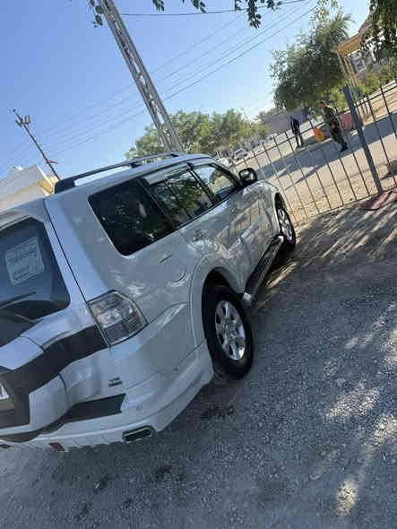 السلام عليكم ورحمه الله 
باجيرو حبتور رقم اربيل دولي باسمي السنوية لل2030 محركها 3500  مكفول هو والكير سيارة جاهزة بيها جامرلغ وبنيد مبدلات اثر طخه وصورتهن موجودات وعندي بالبيت انطيهن وي للي يشتري مكاني ديالى سعرها 180 وبيها مجال 
***********
