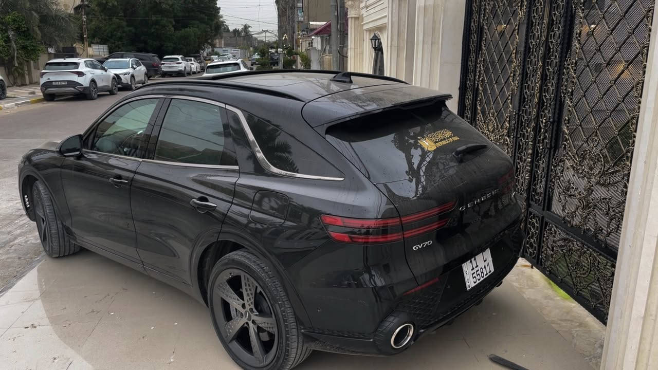 جنسس gv70 2024 (اخت الكلين)فول برستيج
حادث pdr بل جاملغ الخلفي ودعاميه وتبدلت نفس الون 
رقم بغداد شبه مميز شهداء 
4سلندر 2500turbo
السياره قطره صبغ مابيهه 
ايرباك برده وكشنين 
اي استفسار ***********
