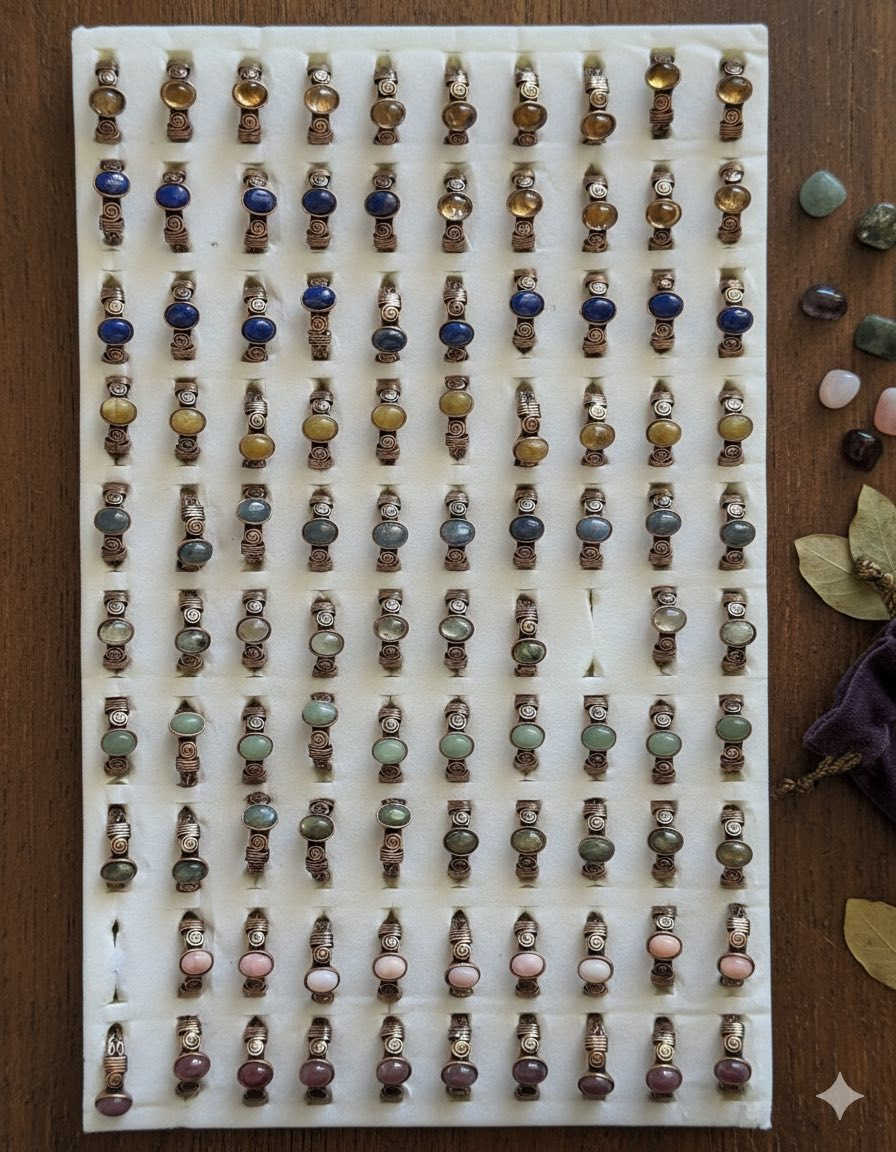 البيع جملة مفرد
✨ سوار ومحبس النحاس… فخامة بطابع تراثي ✨

النحاس مو مجرد معدن… هو إحساس بالدفء والقوة والأصالة 🤎
بلونه العتيق ونقوشه المميزة يعطي حضور مختلف يلفت النظر من أول لحظة.

الكثير يفضل لبس النحاس لأنه:
✨ يمنح إحساس مريح على اليد
✨ خفيف وعملي للاستخدام اليومي
✨ لونه يزداد جمالاً مع الوقت ويأخذ طابع كلاسيكي راقٍ

قطعة نحاسية أنيقة تعكس ذوقك المختلف وشخصيتك القوية 💫
اختاريها إلك… أو قدميها هدية تبقى ذكرى مميزة 🎁

للحجز والاستفسار راسلينا خاص 🤍

#نحاس
#سوار_نحاس
#محبس_نحاس
#اكسسوارات_نحاسية
#ستايل_راقي
#اكسسوارات_نسائية
#بغداد
#العراق
#CopperJewelry
#ElegantStyle


**إذا كنت صاحب هذا الإعلان وتريد حذفه لأي سبب، رجاءا أرسل رسالة إلى الدعم الفني**