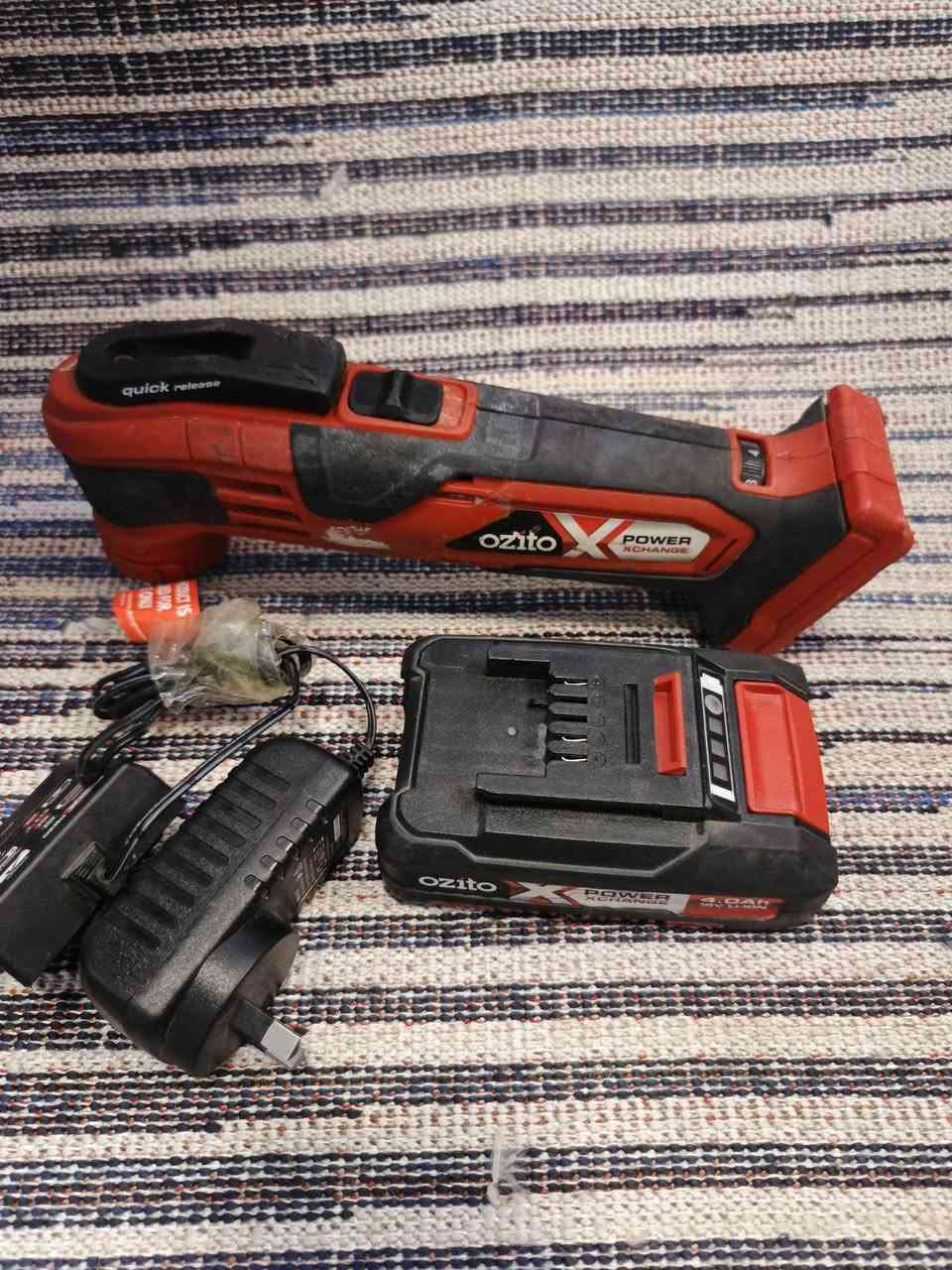 السلام عليكم
للطب والاستفسار 
وات ساب 
***********
توصيل لكل المحافظات 
٥٠٠٠
كركوك حي الحريه
