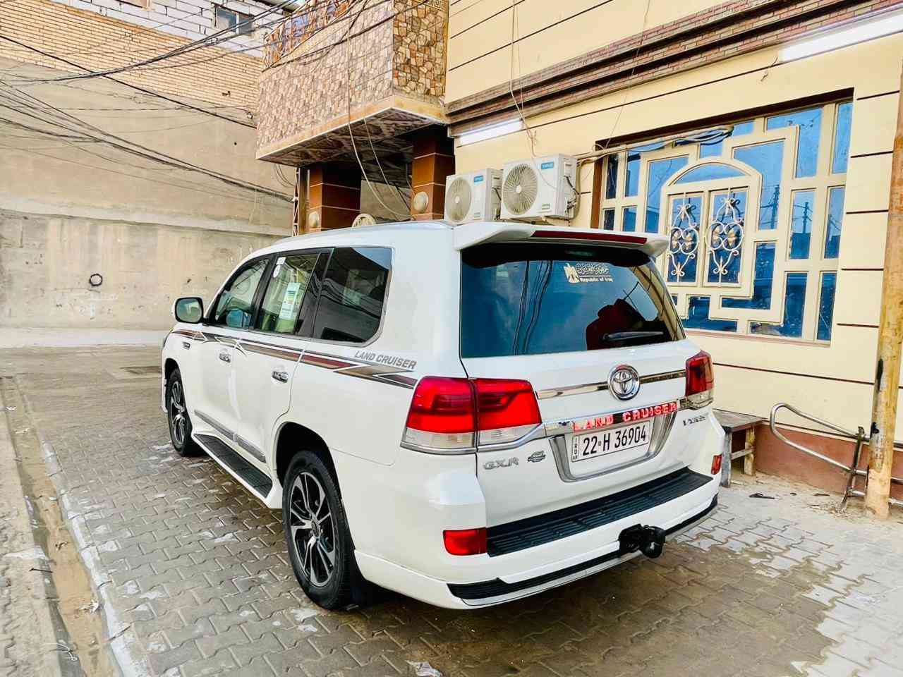 سلام عليكم      السعر 265 وبيه مجال بصيط
فول مواصفات واحد علئ واحد 
رقم أربيل أنكليزي سنويه وهزه ورقم جدد وكاله او تحويل 
لاندكروز 2008 محدث 2021 داخل وخارج 
سياره مكفوله كفاله عامه ضربه وتجيه فقط صبغ مكانت تحديث  تحديث درجه اولئ ماتعرفه عن 21 
سياره مال جناي مابيه اي نقص ترايك مال 21 
مكينه V8 /4700 
كير مكينه حدايده تبريد تخم تاير كله جديد 
مكان سياره نجف الاشرف ***********
