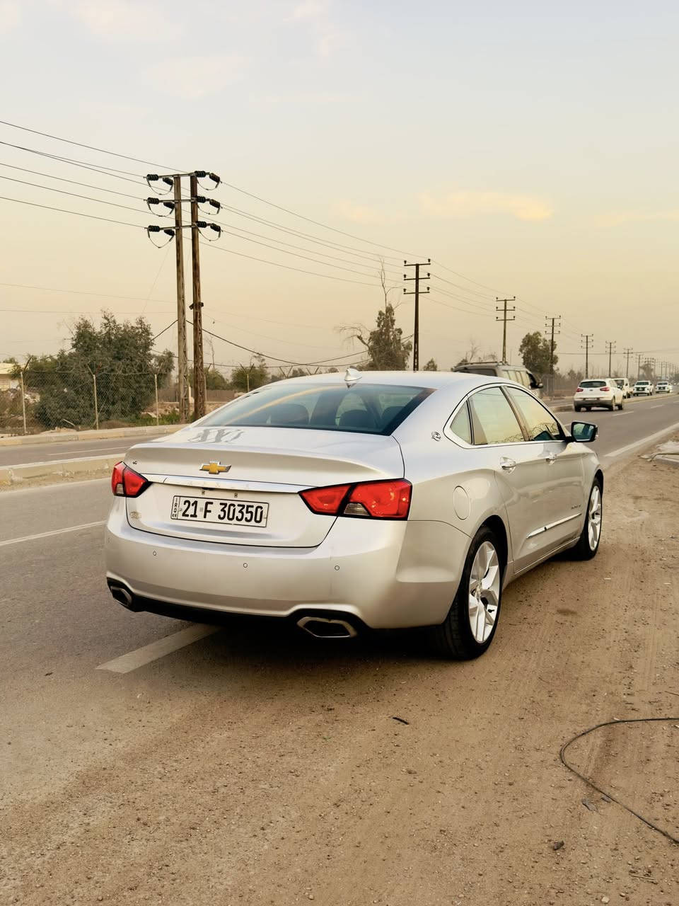 امبالا
• الموديل: 2019
 • الفئة: Premier (فل كامل)
 • المحرك: 6 سلندر V6
 • القير: أوتوماتيك
 • الدفع: أمامي
 • فئة بريمير (أعلى مواصفات)
 • شاشة كبيرة + نظام ترفيهي
 • مقاعد جلد
 • تحكم كهرباء كامل
 • مثبت سرعة
 • أنظمة أمان
 • عدسات زنون نهار 
       .    السيارة جاهزة وكاملة بلكات جديدة 
صدر امامي خلفي قبل اسبوعين شادة 
تخم تاير جديد 
بدون دواخل بدون ايرباكات كلها سليمة وحادثها بسيطة موجود بالمنشور 
السعر 140 ورقة بيها مجال بسيط 
مكاني بغداد 
للاستفسار ***********
