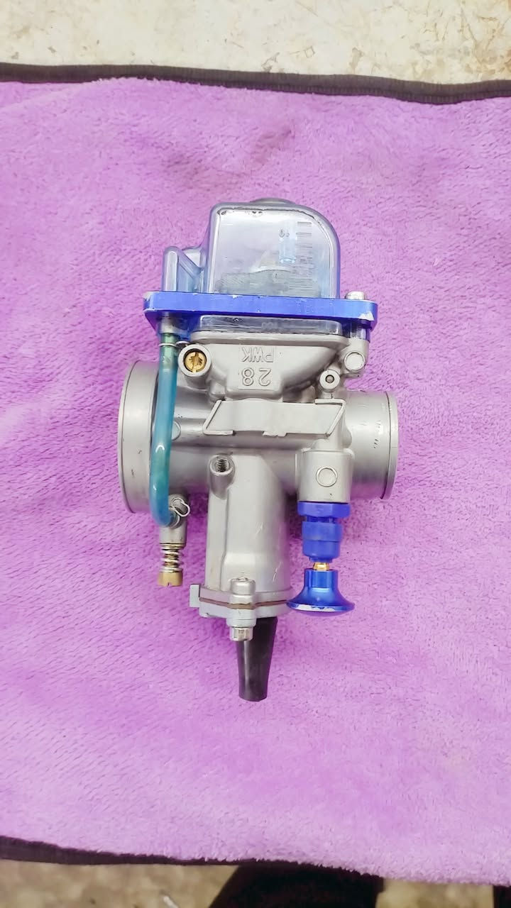 سلام عليكم كابريتر قفاز رياضي جديد مامستعمل السعر ٧٠ الف اصلي المكان بغداد *********** واتساب
