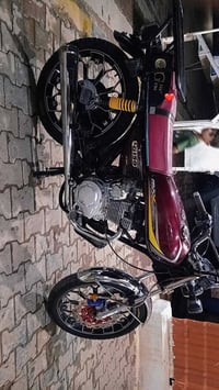 دراجه للبيع موديل 24نضيفه شوفت عينك سعر 550 لمكان لحسينيه رقم 07747871...