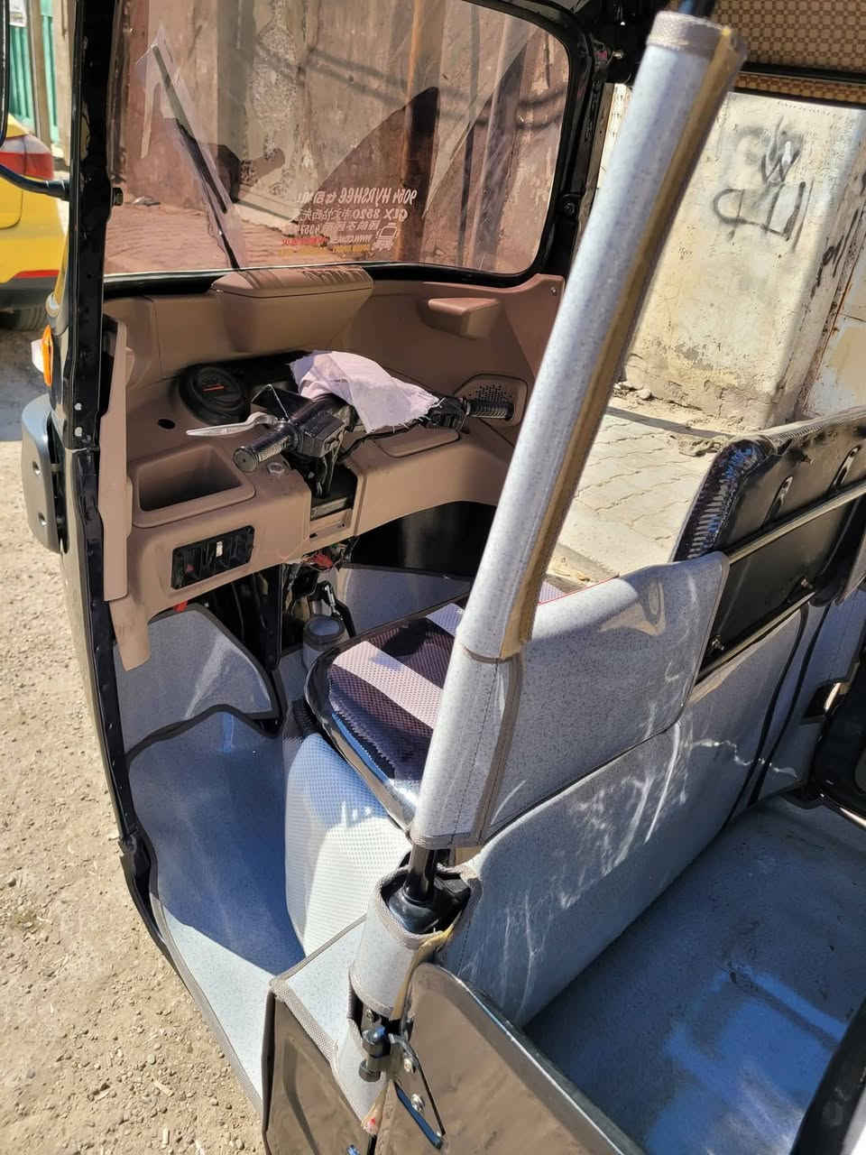 سلام عليكم البيع تك تك موديل ١٧ محتثه ٢٢ بكامل كهربايات كله شغاله تخم تاير دوشمه تكتك وراق شرط ترقيم السعر خاص ستفسار ***********
