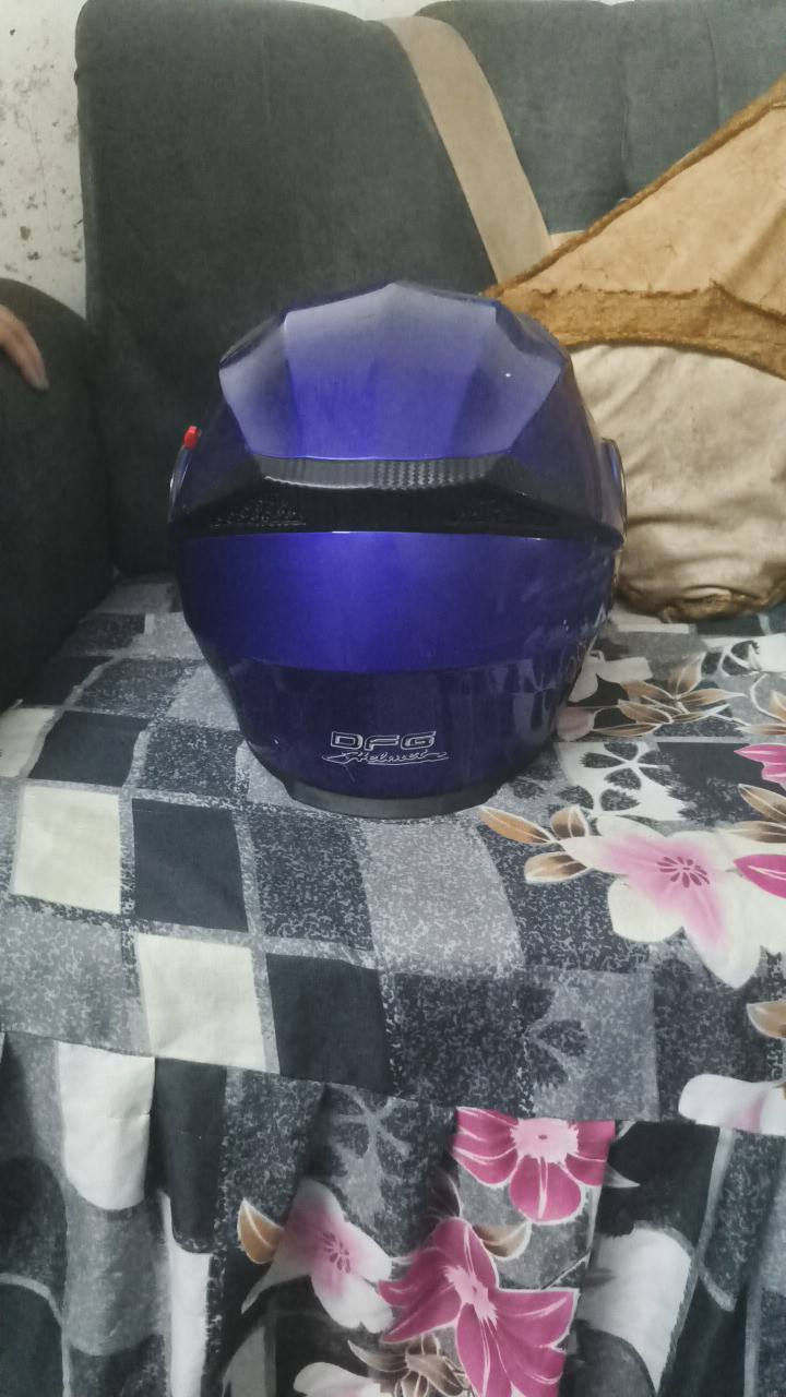 سلام عليكم خوذه فج قلاب خوذه قويه وحلوه اخذتها قبل كم يوم وطلعت جبيره ع رأسي مكاني الشعله ***********
