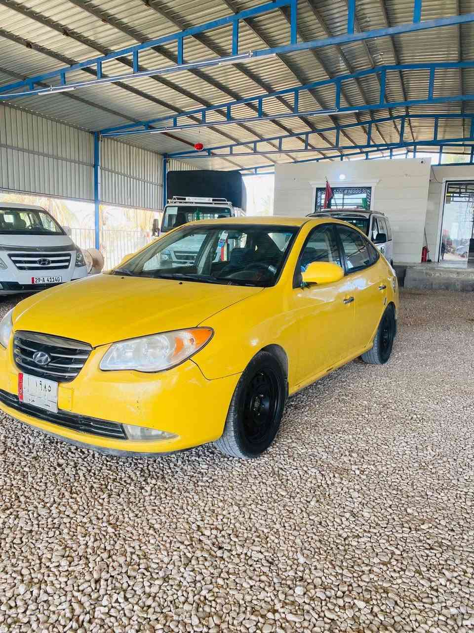 سلام عليكم ورحمة الله وبركاتة للبيع النترا صابونه موديل 2007وارد امريكي حادث جاملغ وبنيد بدون داخل 
كير مكينه كله جديد رقم نجف بسمي تحويل ثاني يوم 
مصفره هيئه وغرامات
خط شوملي حمزه 
السعر 82وبيه مجال للشراي 
المكان بابل الشوملي 
الاستفسار ***********
