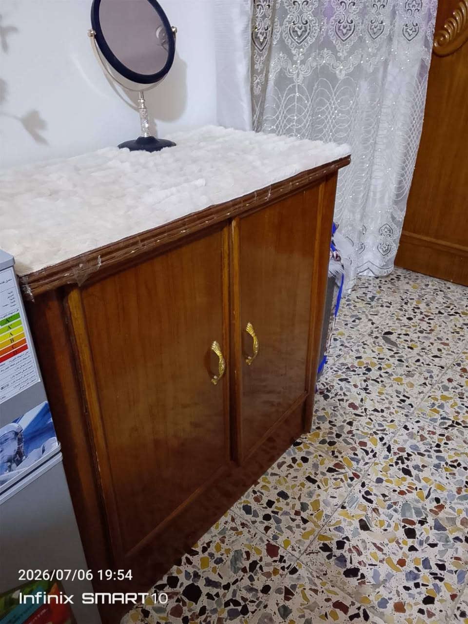غرفه  صاج  عراقي مضمونة 100/100نضافتهه فول سعرهه 700 الف عنوانه بغداد  الحريه الرقم  ***********حجز ولستفسار  ع واتساب
