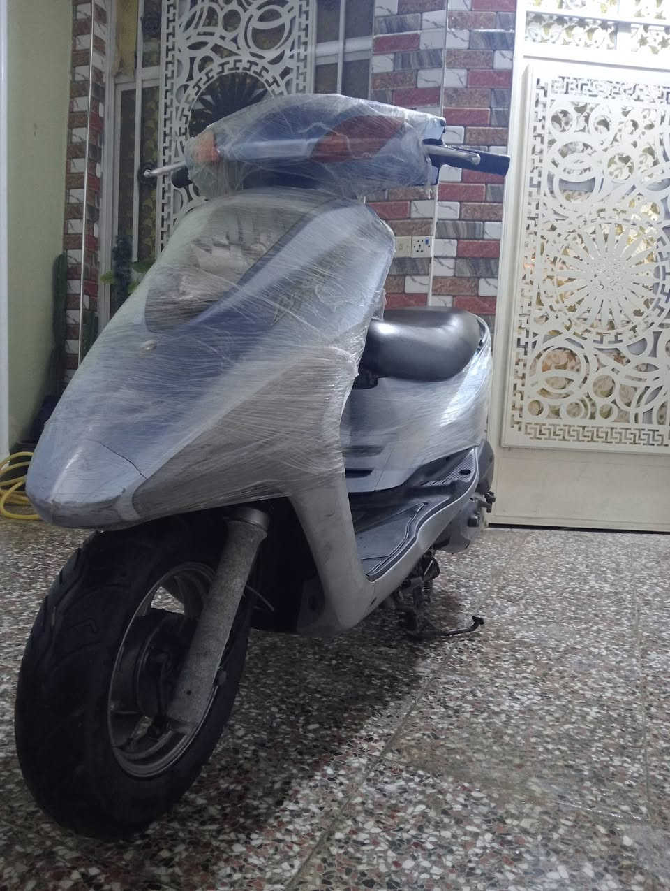 السلام عليكم دراجة ابريز
الدراجة مكفولة كفالة عامة جيب فيتر وتعال افحس
نكرة سلف السعر 500 محتاج فلوس 
الرقم الهاتف ***********
