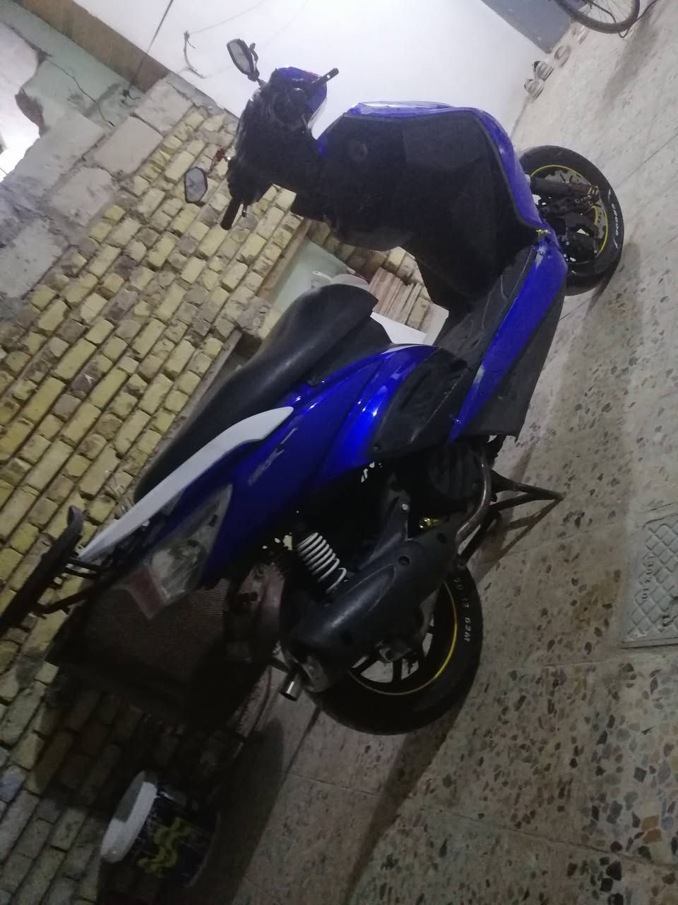 سلام عليكم دراجة سكنس فحل تفصيخ شنو تريدة موجود 
 ويلNCY
وصدر NCY
مكينة كور رياضي 
وصالنصة حلزون
بية هواي تزويد بس اريد اختصرك ما احب اطول عليك خير من الله توصيل موجود كل محافظات العراق بس شراي يراسلني ويدلل ***********
