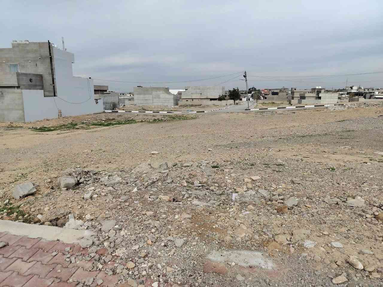 بسم الله الرحمن الرحيم
السلام عليكم ورحمة الله وبركاته
يعلن مكتب علي الصميدعي للاستثمار العقاري
عن توفر قطعة ارض للبيع #طابو_صرف المساحة ٢٥٠ متر مربع العرض ١٠متر الطول ٢٠ متر الموقع حي المرور القديم ارض عدلة كما موضحة بالصور المنطقة تحتوي على كافة الخدمات ماء اسالة كهرباء تبليط اناره مجاري ٠٠٠ للاستفسار عن السعر وباقي التفاصيل الاتصال على الارقام التالية او مراسلة الصفحة :
📞 *********** متوفر واتس اب
📞 *********** متوفر واتس اب
او زيارة مكتب علي الصميدعي للعقار الكائن في ديالى ٠ جلولاء ٠ حي الشهداء ٠ مقابل اتحاد شباب جلولاء ٠ ودائرة التقاعد ٠
