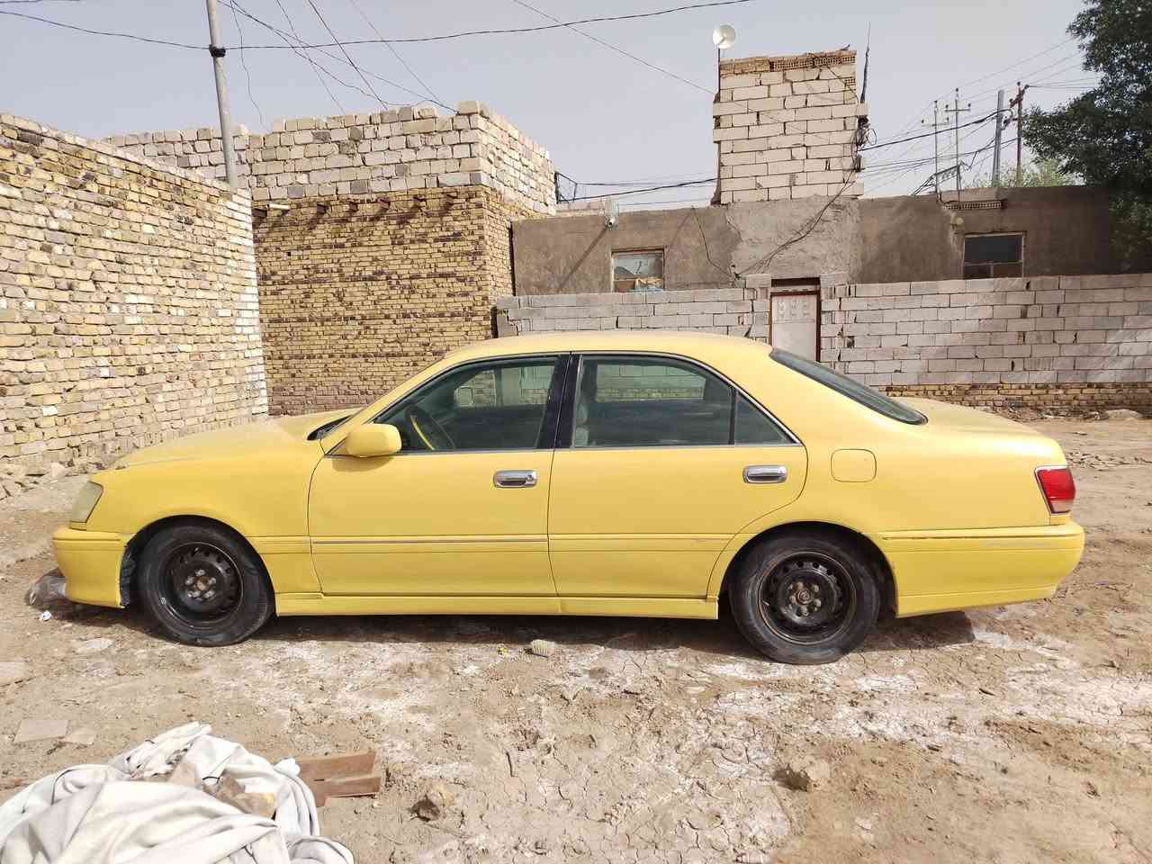 سلام عليكم::::  السياره انبار تسجيل قديم يعني مسجله رقم الماني  موديل 2002 اصل  شاصي 75 مكينه  ديفور الجبير السنويه صاقطه ورقيه  حداديه مستحقه  مكينه بيه صوت قليل    الون اصفر ليموني  لون الأصل حبري  السياره كصتين قماره وجنطه السعر(   65    )وبيه مجال قليل حك الجيه المكان النجف  ناحية العباسيه 
 لل استفسار:(     ***********     )
