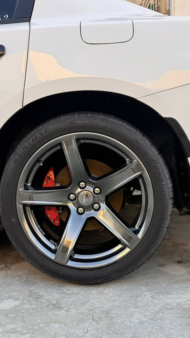 للبيع جارجر 2019
Gt 
اصل بلاك ادشن 
رقم  بغداد باسمي 
مكان السيارة كركوك 
ضرر مالتها موضح بالصورة بدون ولا قطعه صبغ فقط دعامية 
السعر خاص او واتساب 
***********
